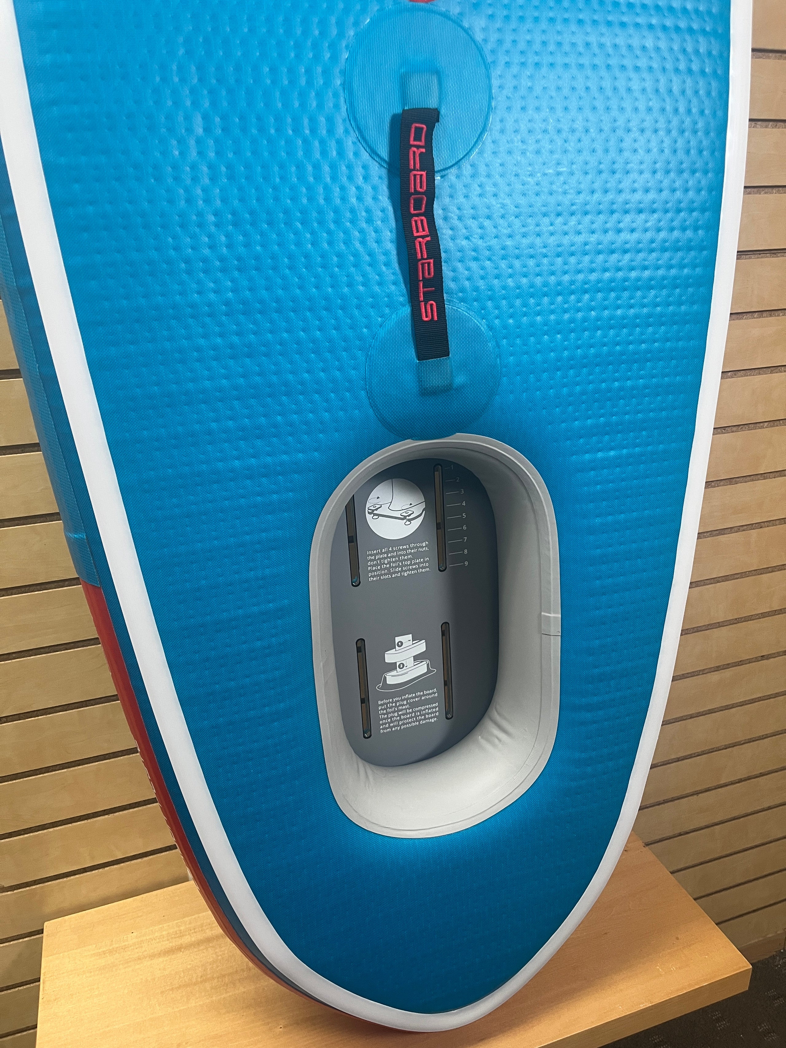 2025Starboardエアフォイル デラックス ライト 6'1 x 24 デモ