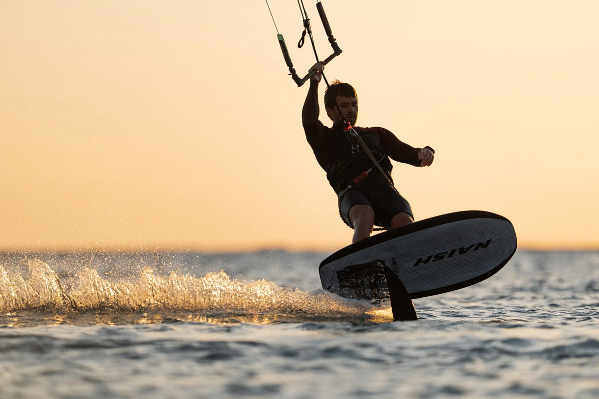 2026 Naish Foil Mast HM Carbon