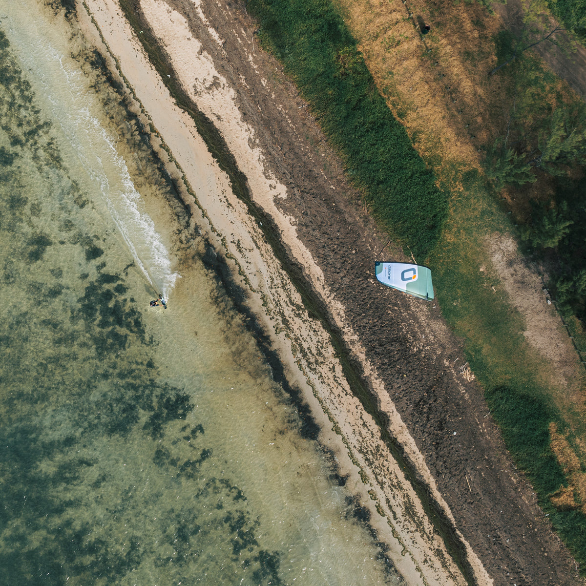 Ozone ALPHA V3 Ultra-X Kiteboarding Kite