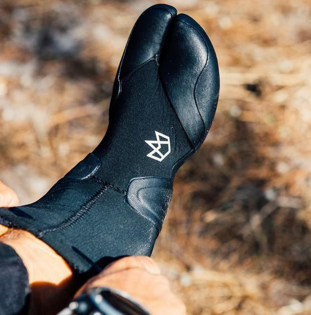 2022 Manera X10D 3mm Split Toe Boots