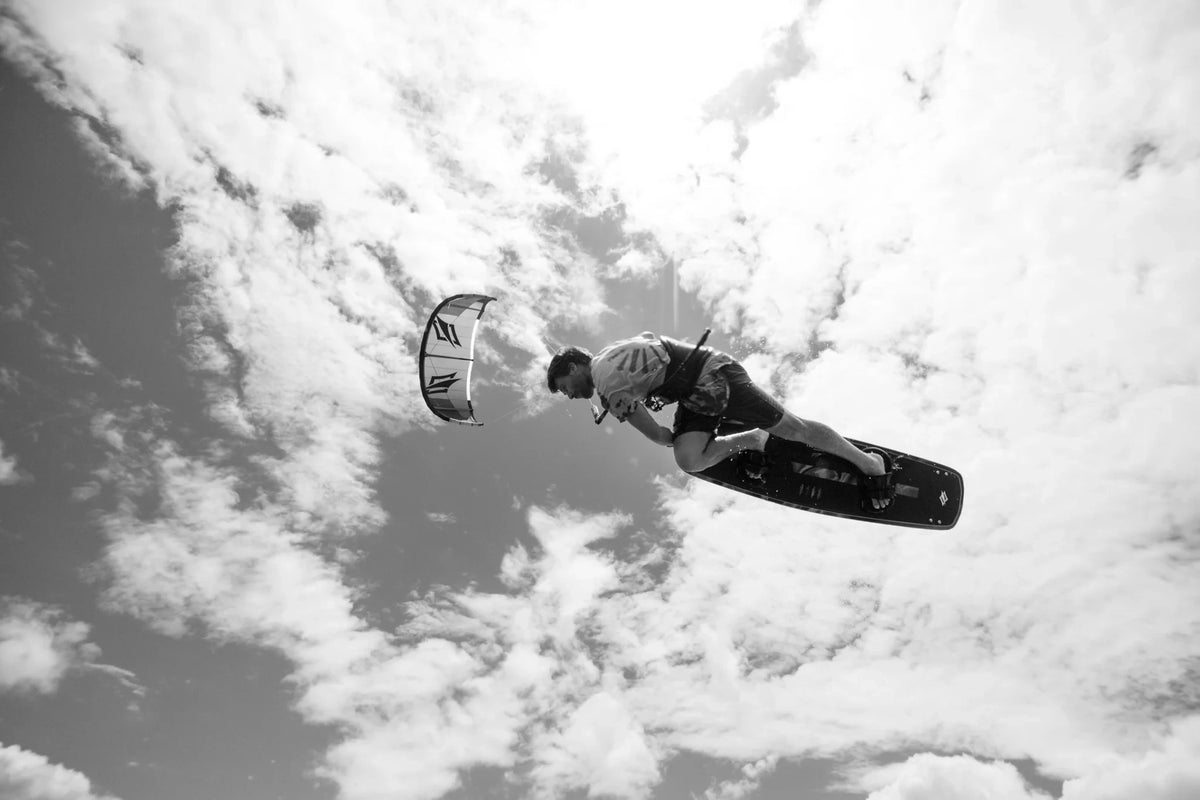 2027 Naish Pivot Q Series Kiteboarding Kite