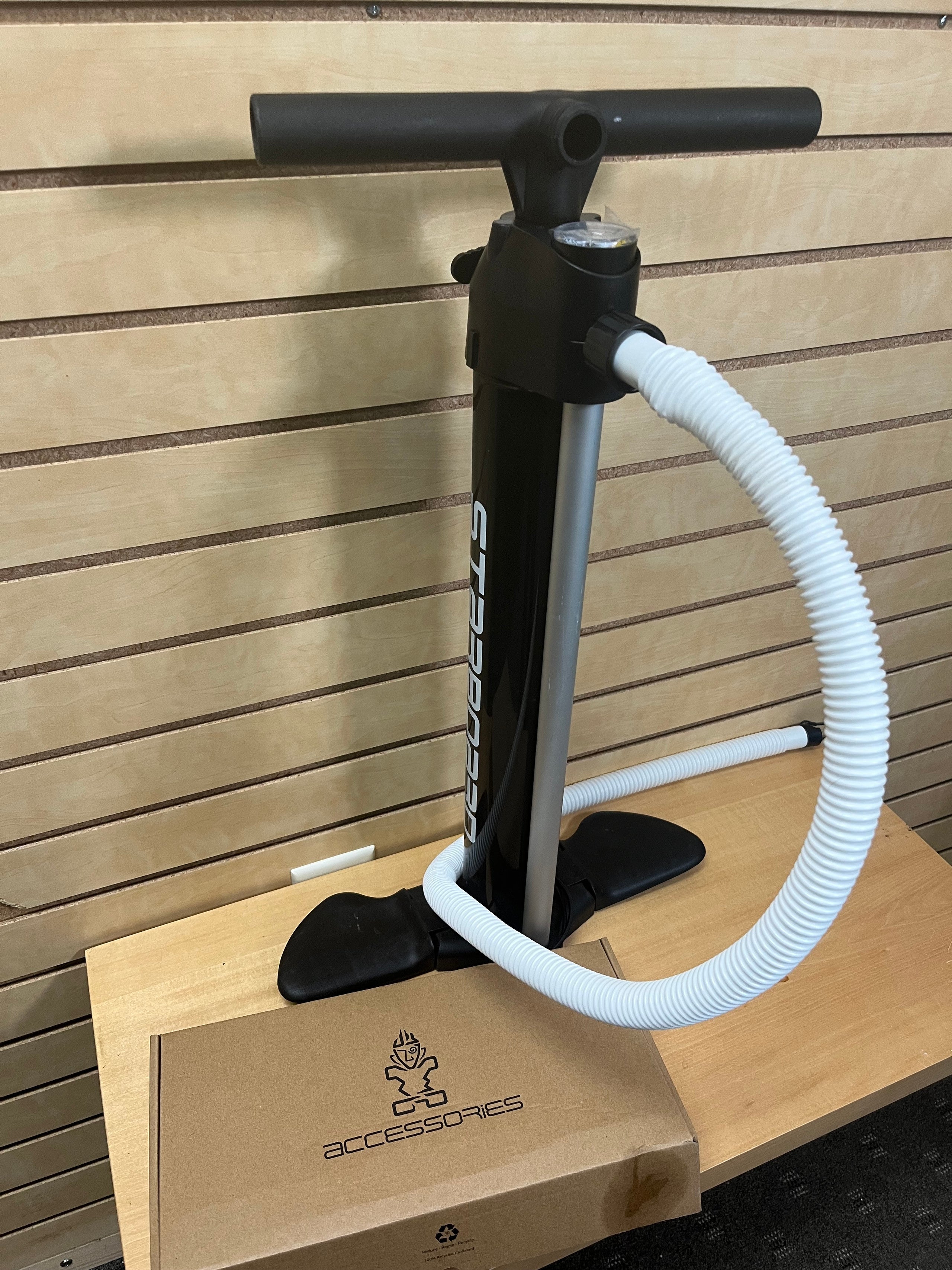 2025Starboardエアフォイル デラックス ライト 6'1 x 24 デモ